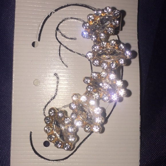 UNIQUE RHINESTONE CRYSTAL 
 CUFF EARRING !-CLEAR - Picture 2 of 4